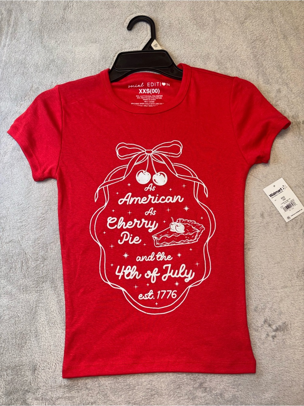 Women’s Social Edition Red Graphic Tee Size: XXS(00) Cherry Pie American USA Tee